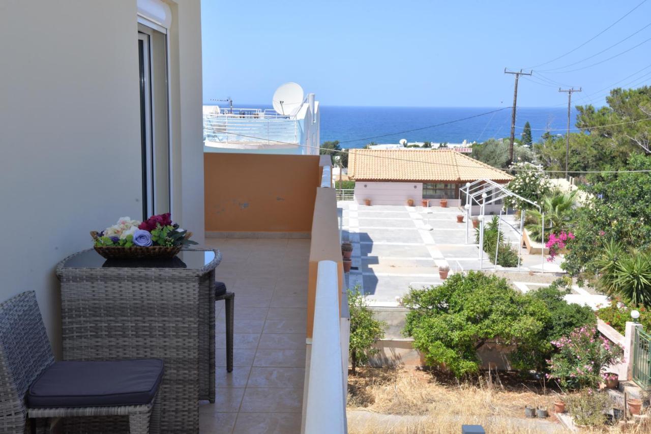 Sunny Rooms Hersonissos  Rum bild