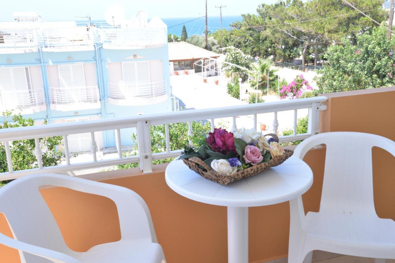 Sunny Rooms Hersonissos  Exteriör bild